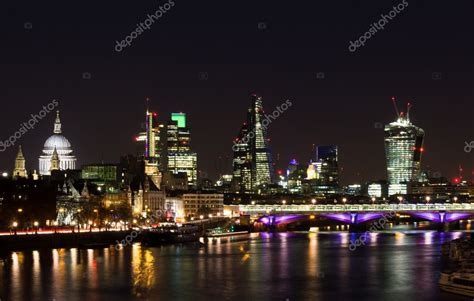 London City Skyline at Night — Stock Photo © macinlondon #39042533