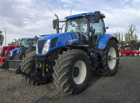 New Holland T7235 2014 Oconnors Farm Machinery