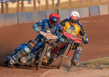 PIRATES RUN RIOT British Speedway Official Website