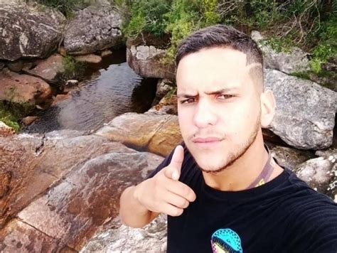 Piraiense De Anos Morre Em Acidente Na Pr Correio Dos Campos