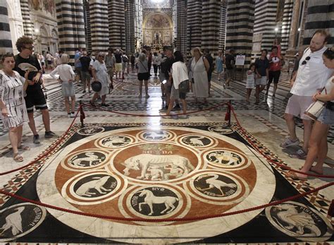 Come Stelle In Terra Il Pavimento Del Duomo Torna A Scoprirsi