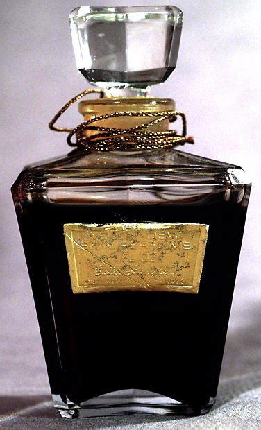 Vintage Youth Dew (Estee Lauder) Bath Oil. -used also as a skin scent ...
