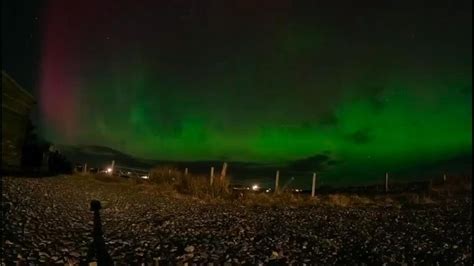 Northern Lights: Stunning photos show skies turning green and red over Scotland | UK News | Sky News