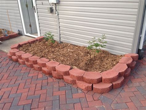 Newlywed Nesters: DIY Paver Patio