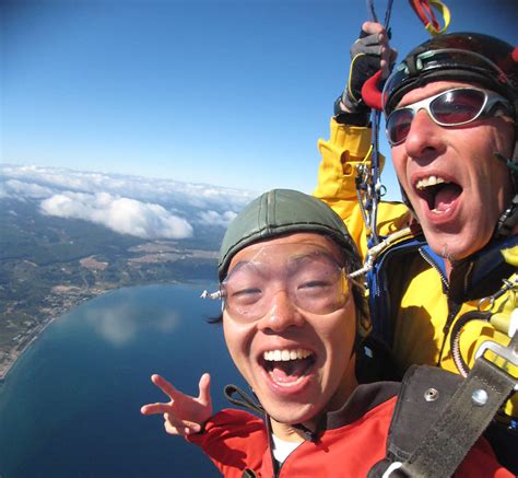 Taupo Tandem Skydiving With Beautiful Lake Views