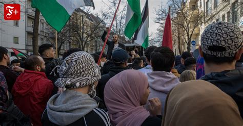 Palästinenser Demos in Berlin Judenhass stoppen