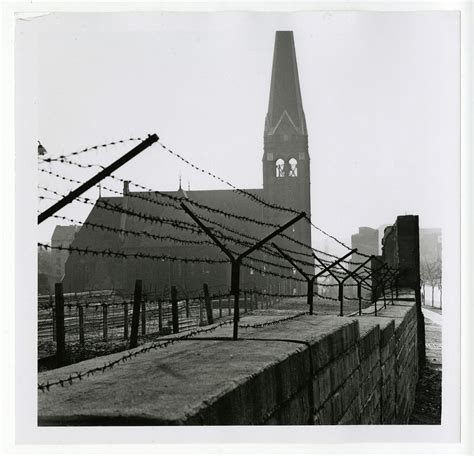 Berlin Wall | Smithsonian Institution