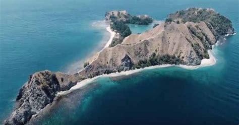 Pesona Keindahan Alam Di Tengah Nusantara Luwuk Banggai I Siarnusainaid