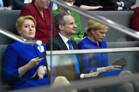 Deutsche Politikerin Franziska Giffey Porno Bilder Sex Fotos XXX Bilder PICTOA