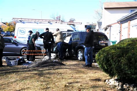 Freak Accident In Levittown Sends Driver To Hospital Delaware Valley News