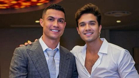 Luan Santana Ganha Presente De Cristiano Ronaldo Ap S Festa