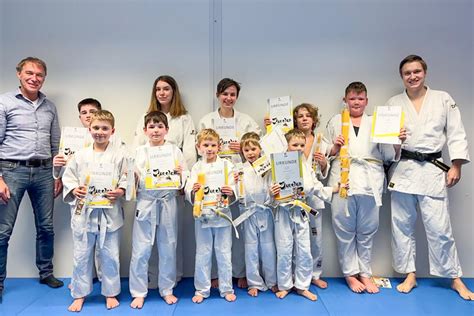 Nachwuchs Judoka Bestehen Pr Fung Filmpost Nachrichten Aus Eschweiler