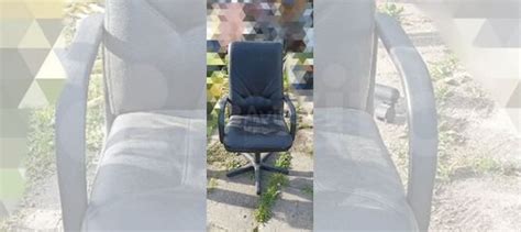 Стул компьютерный на колесах кожаный б/у купить в Калининграде | Товары ...