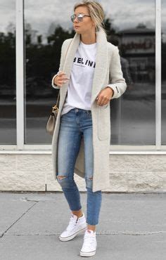 25 EASY EVERYDAY OUTFITS FOR WOMEN OVER 50 Valemoods Looks Chic