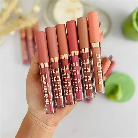 رژ مایع nude داماس اسکارف