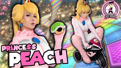 Princess Peach Bikes Around Anime Las Vegas Ft Akemikun Youtube