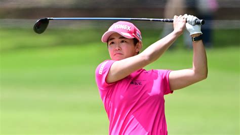 岩井明愛が逆転で初優勝 ツアー史上初の双子v 国内女子 ニュース・コラム・お知らせ ゴルフネットワーク