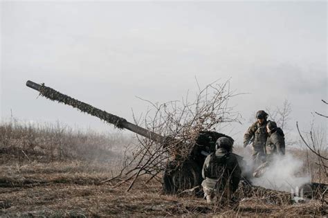 C4 - Польові шпиталі ворога не справляються з великою кількістю ...
