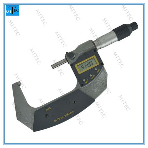 50 75mm 0 001mm Large LCD IP65 Water Proof Digital Outside Micrometer