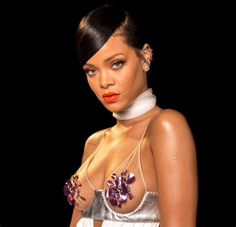 Rihanna Sexiest Female Celebrity Of 2014 Poll POPSUGAR Celebrity