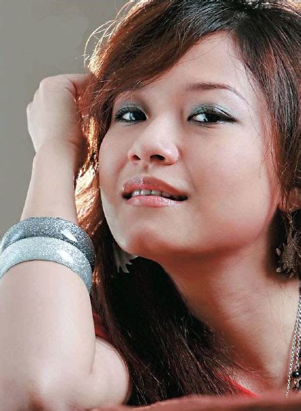 Myanmar Sexy Actress Myanmar Popular Celebrity Nawaratt S Photos