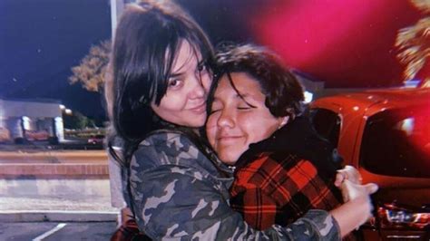 Phoenix hijo de Yuridia canta las canciones de su mamá y así suenan en