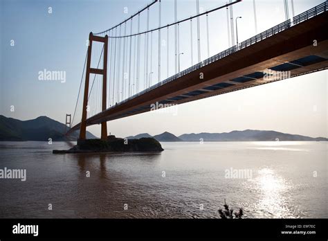 Zhoushan Xihoumen Bridge Stock Photo - Alamy