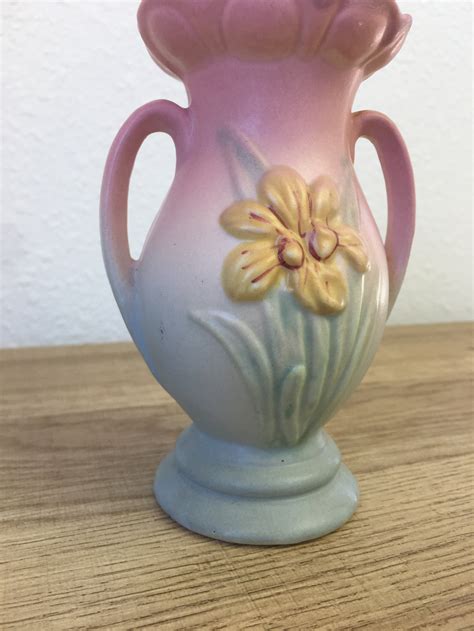 1940s Hull Pottery Vase With Iris Flowers Vintage Vase Marked Etsy