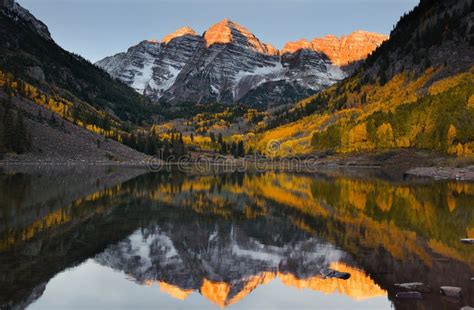 Maroon Bells Peak Sunrise Aspen Fall Colorado Stock Image Image Of