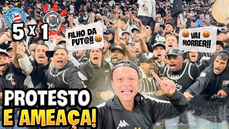 Torcida Do Corinthians Ame A Diretoria E Jogadores Depois Da Goleada