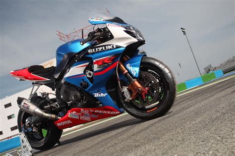 Sert Suzuki Gsx R Debuts At Bol D Or Practice Asphalt Rubber