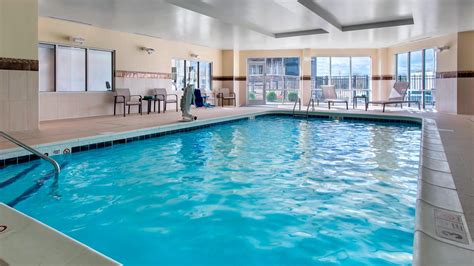 Courtyard Schenectady at Mohawk Harbor Hotel - With Pool & Fire Pit