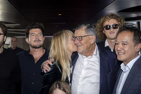 Photo Exclusif Vincent Niclo Isabelle Camus et son père Jean