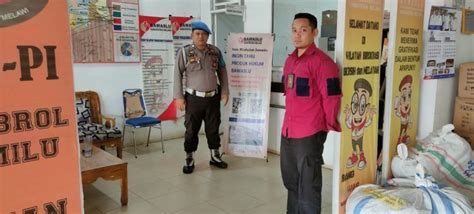 Ciptakan Pemilu Damai Polres Melawi Jamin Keamanan Kantor B