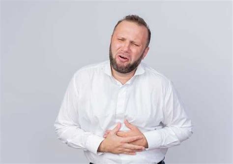 Поджелудочная железа симптомы заболевания у мужчин как болит и где