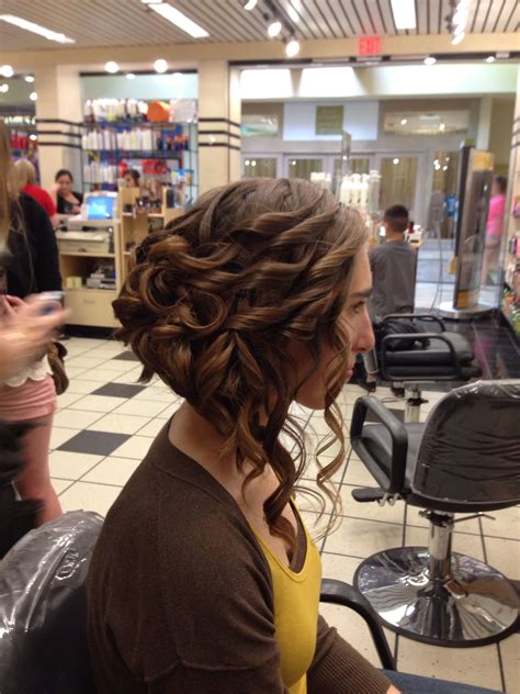 Asymmetrical updo Asymmetrical bob | Asymmetrical bob, Backless dress