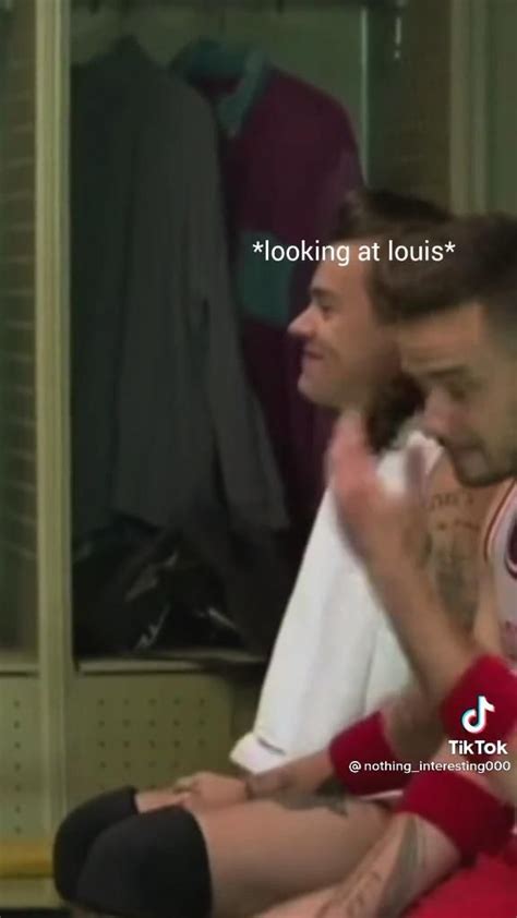 One Direction Gay Ideas One Direction Humor Larry Stylinson One Direction