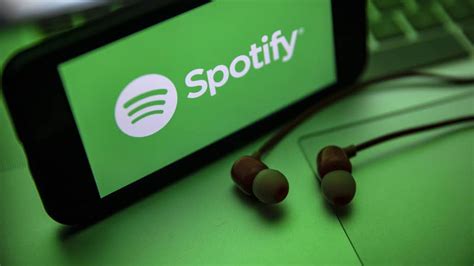 Cómo agregar archivos locales a Spotify desde una PC y un teléfono