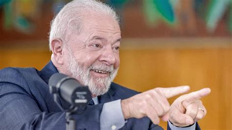 Lula confirmó que se operará de la cadera para estar mejor y hacer que