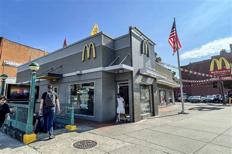 Nyc Mcdonalds Worker Shot Over Cold French Fries Sources Say