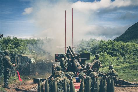 整軍備戰》戰力無空隙！陸軍155榴彈砲震撼實射 M 109a6準備接棒 Yahoo奇摩遊戲電競