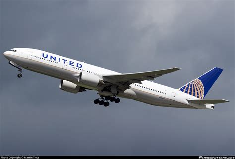 N Ua United Airlines Boeing Er Photo By Martin Tietz Id