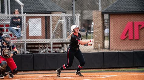 Austin Peay State University Softball Wins Two At Governors Classic