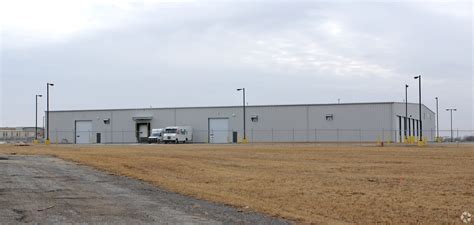 7105 Se Forbes Ave Topeka Ks 66619 Loopnet