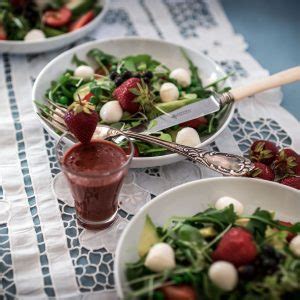 Red Cabbage And Mango Salad Anna S Eats