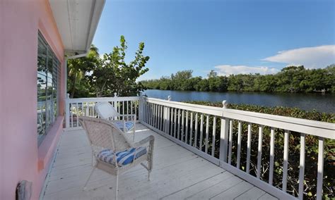 Siesta Key Bungalows in Siesta Key, FL | LivingSocial Escapes