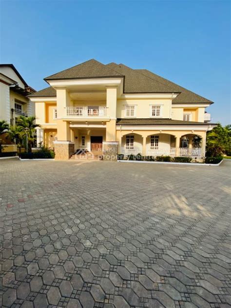 For Sale 7 Bedroom Detached Mansion With 3 Room Bq Asokoro District