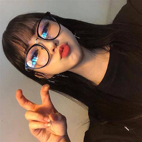 Mode Ulzzang Ulzzang Korean Girl Bangs And Glasses Girls With Glasses Girl Glasses Ulzzang