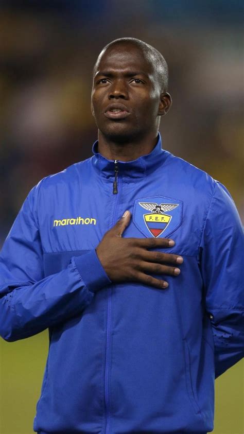 Enner Valencia Scores The First Goal Of The World Cup Soccer