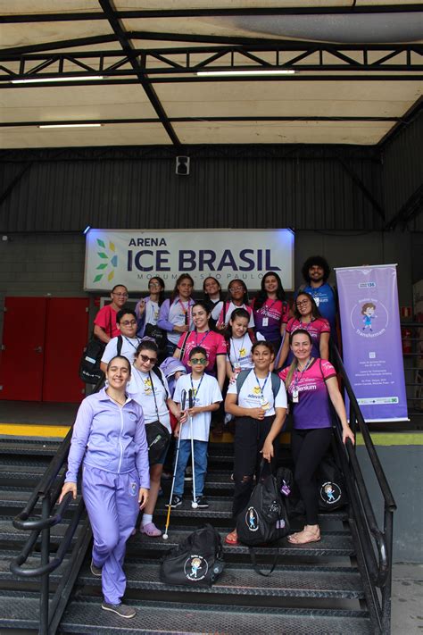 Rodas Que Transformam Leva Educandos Para Patinar No Gelo Adevirp